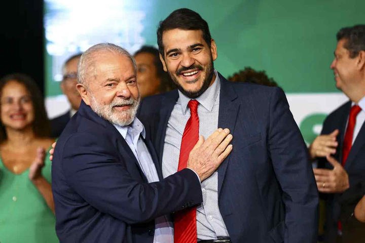 Lula faz cálculos políticos para assegurar aprovação de Messias para o STF; entenda