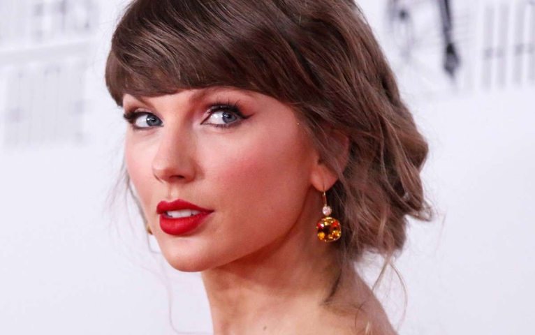 Benesses a Vorcaro incluíram show de Taylor Swift, Ilha da Paixão e apartamento de luxo