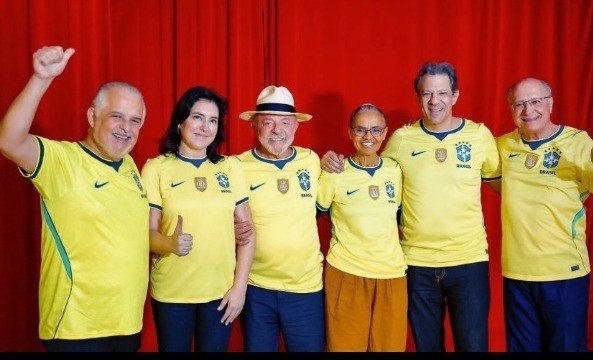 Em reunião com Lula, Haddad define França como vice; Tebet e Marina vão disputar o Senado em SP