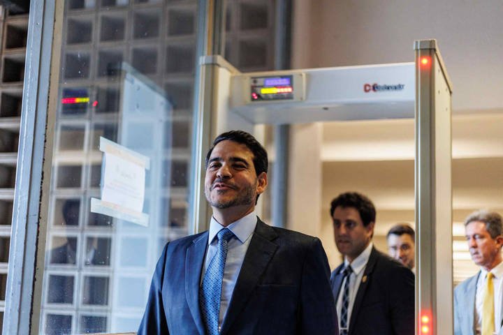 Ministros fazem ofensiva no Senado por votos para Messias