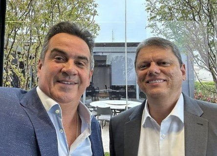 PP tenta atrair aliado de Flávio Bolsonaro e volta a pressionar Tarcísio