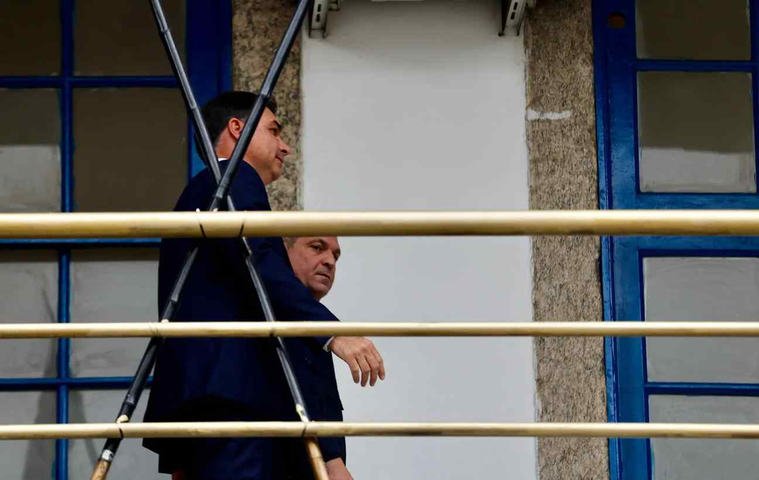 Flávio Bolsonaro no Quartel-general da Polícia Militar do Rio de Janeiro — Foto: Gabriel de Paiva / Agência O Globo
