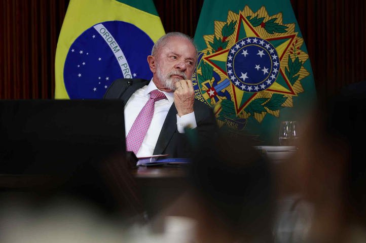 Lula diz que 'mais gente' deveria acompanhar depoimentos de Vorcaro: 'Delação pode ser comprada'