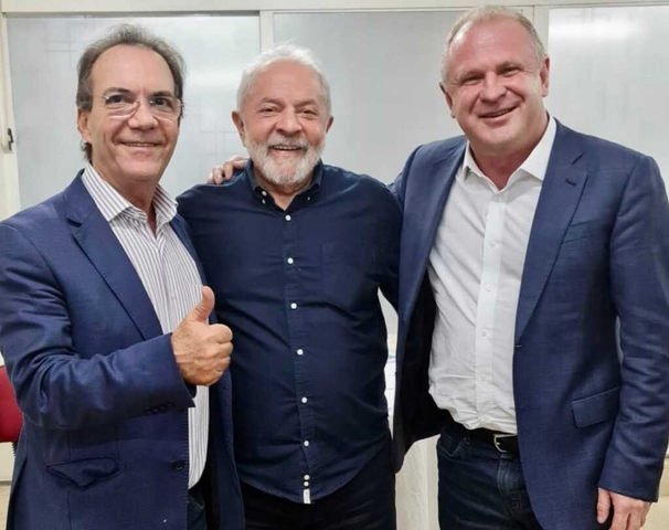 Chapa da esquerda em SC tem candidato que declarou voto em Bolsonaro em 2018 e aposta de Lula para o Senado