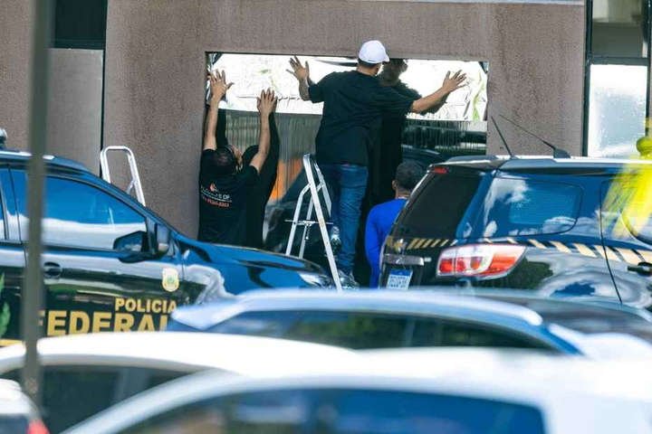 Local onde Bolsonaro cumpre pena tem alta rotatividade de presos; celas abrigaram envolvidos no escândalo do INSS