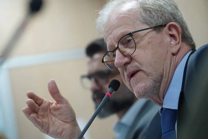 O secretário-executivo do Ministério do Meio Ambiente, João Paulo Capobianco — Foto: Rogério Cassimiro/ MMA