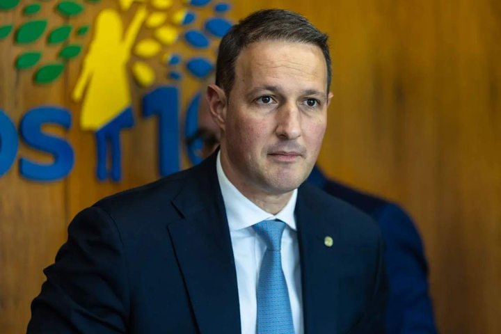 Derrite apresenta quarta versão do projeto Antifacção, Planalto não vê consenso e votação é adiada