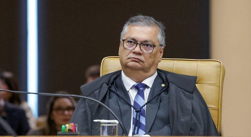 Em meio a indicação de Messias, Dino critica acordo feito pela AGU: 'Constrangedor'