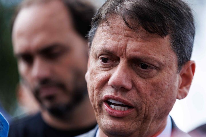 Após reunião com MDB, Tarcísio diz não haver favorito para vice em sua chapa e defende 'harmonia'
