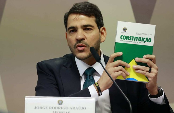 Por 16 votos a 11, Messias é aprovado em comissão do Senado, e indicação por vaga ao STF será votada em plenário