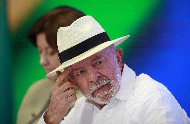 Governo Lula trata fala de Flávio Bolsonaro nos EUA contra tarifaço como oportunismo e cálculo eleitoral