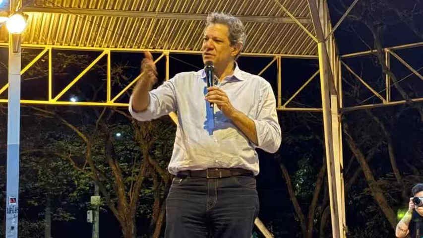 Fernando Haddad, pré-candidato ao governo de São Paulo, durante aula magna na Unicamp, nesta quinta-feira (2) — Foto: Gabriel Pitor/g1