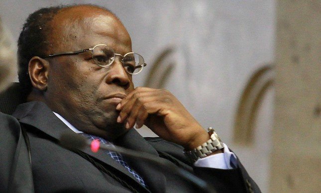 Ex-presidente do STF, Joaquim Barbosa se filia ao DC e passa a ser cotado à Presidência