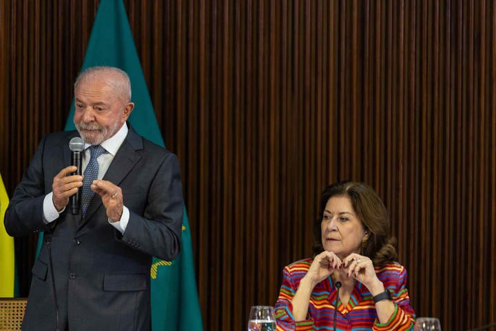 Lula diz em reunião ministerial que não tem problemas com Alcolumbre e que Messias ainda será ministro do STF