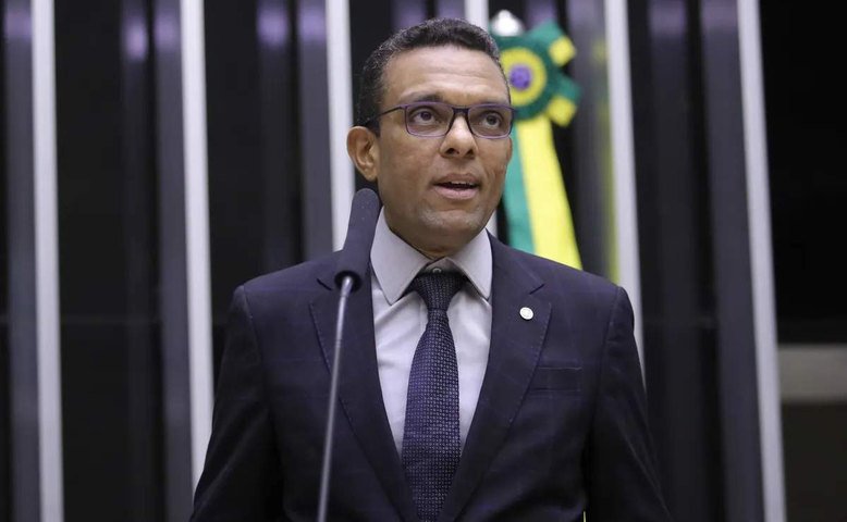 Otoni de Paula defende indicação de Jorge Messias ao STF: 'Conservadorismo se impõe por inteligência'