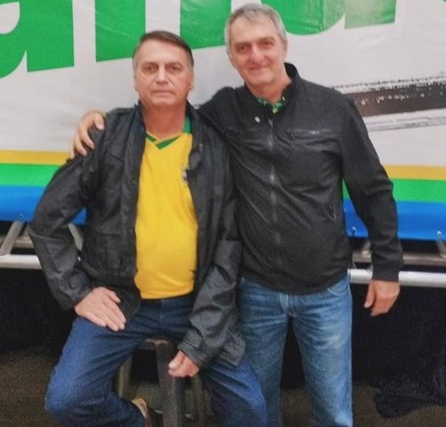 Mega da Virada: probabilidade de acertar a quadra, assim como Bolsonaro e irmão, é de um em mais de dois mil