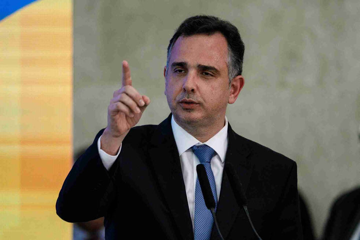 Pacheco toma posse como ministro do TCU