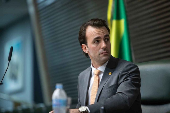 Alesp abre processo disciplinar que pode levar à cassação de Lucas Bove