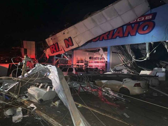 Rio Bonito do Iguaçu, no estado do Paraná, foi atingido por um tornado; fenômeno deixou rastro de destruição, com mortos e feridos — Foto: Corpo de Bombeiros Paraná / Divulgação