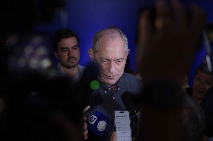 Ciro Gomes descarta disputar o Planalto, e PSDB diz que vai procurar ‘alternativas’
