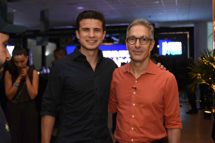 Com a presença de Zema, Novo lança aliado de família Bolsonaro ao governo do Rio
