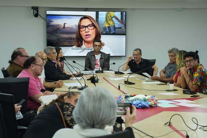 PT promete carta a católicos e diz que debate sobre aborto está 'superado'