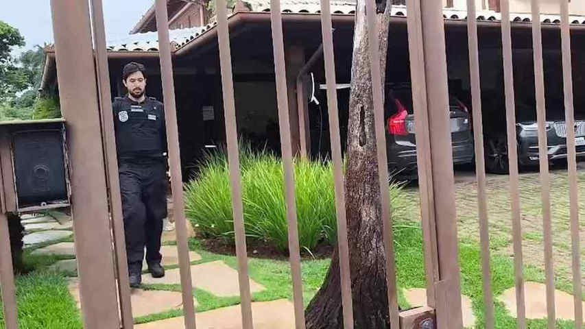 Senador Weverton Rocha, número 2 da Previdência e filho do 'Careca do INSS' são alvos de operação da PF