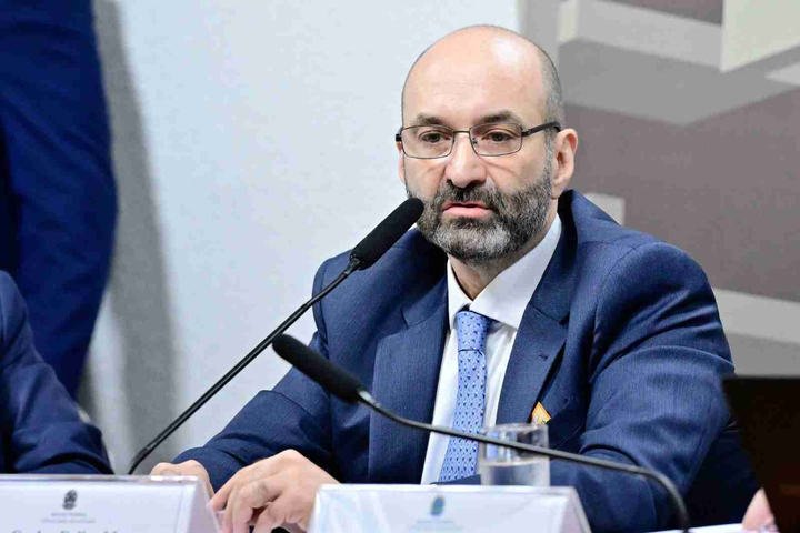 Ex-dono da gestora de fundos Reag fecha acordo de delação premiada com a PGR