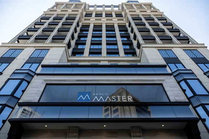 Em 2016, Daniel entrou no mercado quando o Banco Máxima, de Saul Sabbá, enfrentava dificuldades e foi oferecido a ele, — Foto: Maria Isabel Oliveira