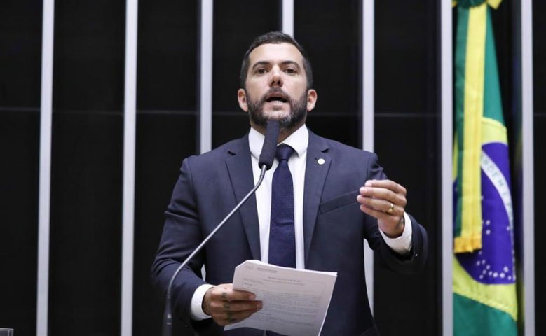Alvo da PF, Jordy afirma que operação é para 'intimidar' a oposição
