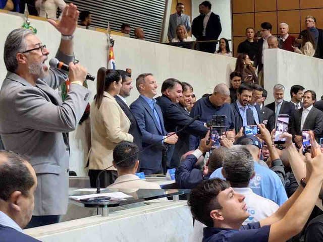 Em evento com Flávio e Tarcísio, Derrite lança candidatura ao Senado por São Paulo
