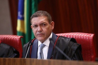 Nunes Marques chega à presidência do TSE com bandeira de defesa da urna eletrônica, contrariando bolsonaristas