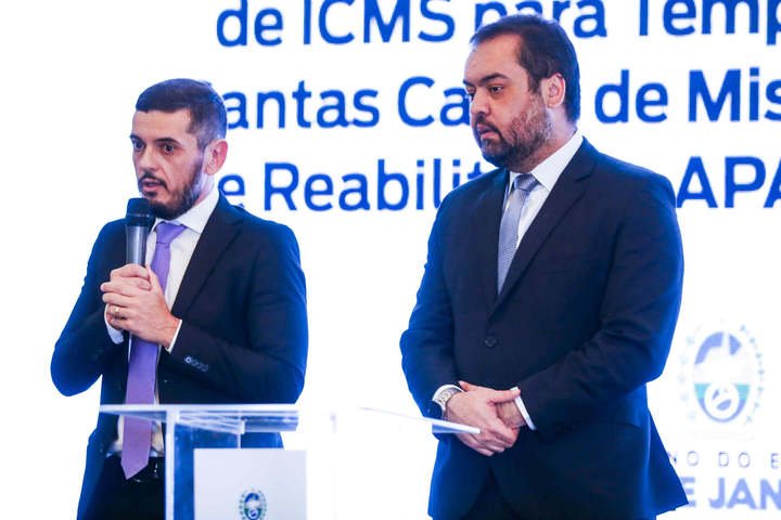 Ministro do TSE renova pedido de vista e julgamento de Castro e Bacellar deve ficar para o próximo ano