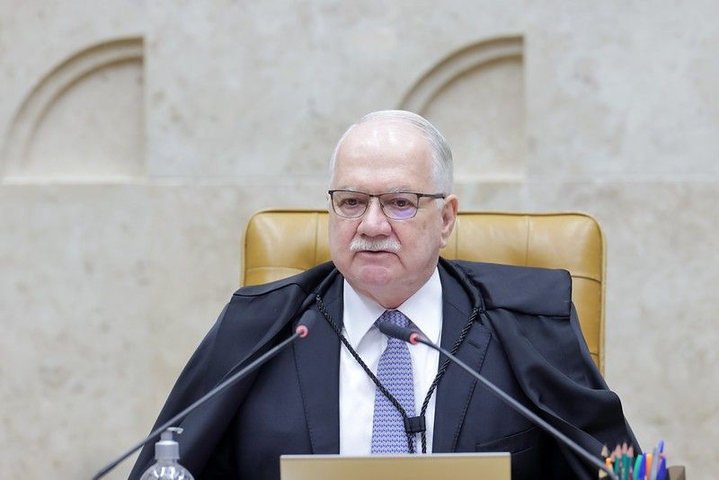 Presidente do STF reafirma defesa da democracia e diz que país tem 'graves deveres históricos a cumprir'