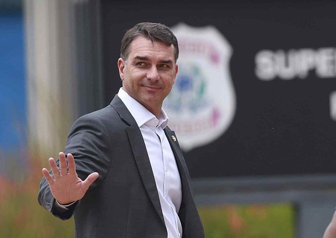 Candidatura de Flávio à Presidência abre disputa no PL por vaga na chapa ao Senado no Rio