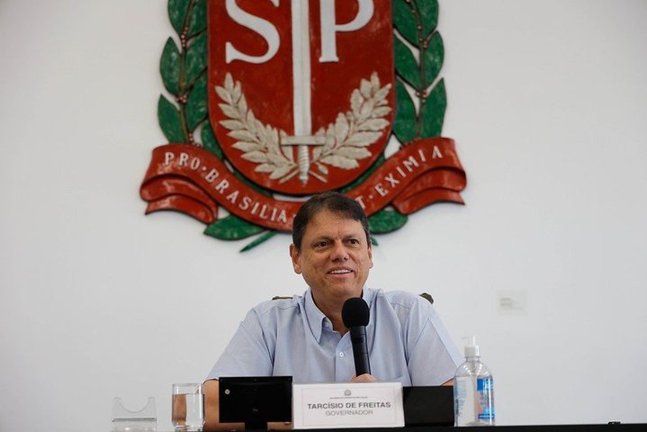 Tarcísio envia à Alesp projeto de reajuste de 10% para as polícias
