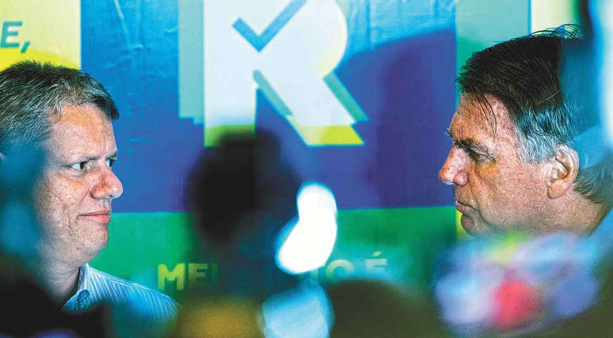 Tarcísio marca reuniões, sonda marqueteiros e evita visita a Bolsonaro por corrida ao Planalto
