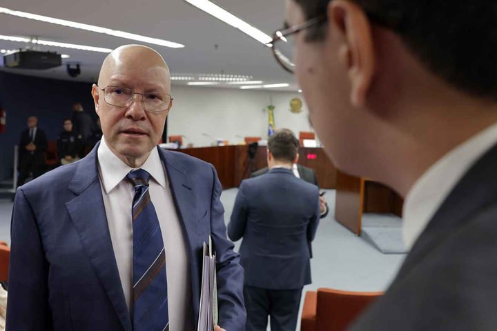 Defesas de condenados por golpe já preparam pedidos para reduzir penas após derrubada do veto ao PL da Dosimetria