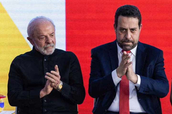 Boulos diz que Lula é contra projeto que reduz pena de Bolsonaro, mas que veto é decisão do presidente