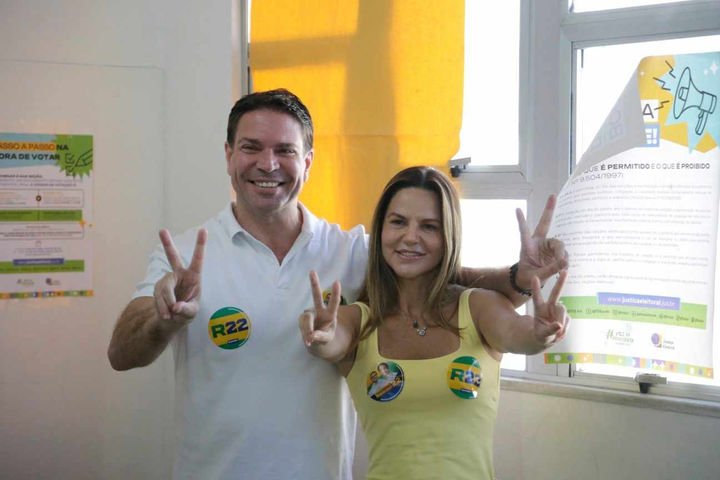 Mulher de Ramagem comenta fuga do marido e ida da família para os EUA: 'Perseguição política desumana'