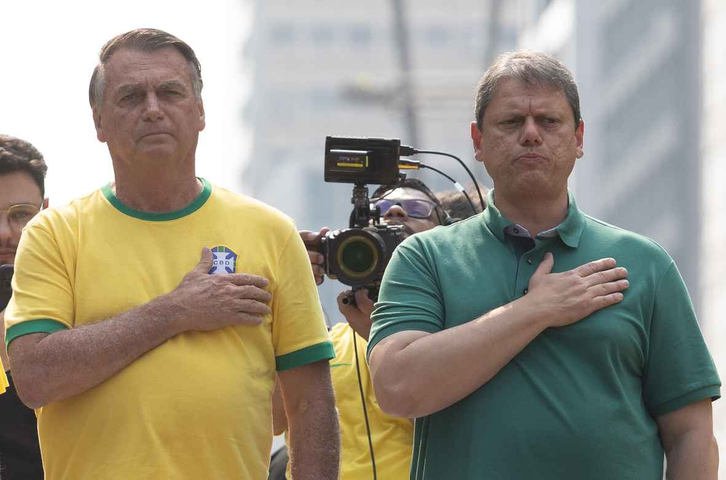 Em busca da reeleição, Tarcísio de Freitas tem de novo o desafio de não ser o '22' na urna