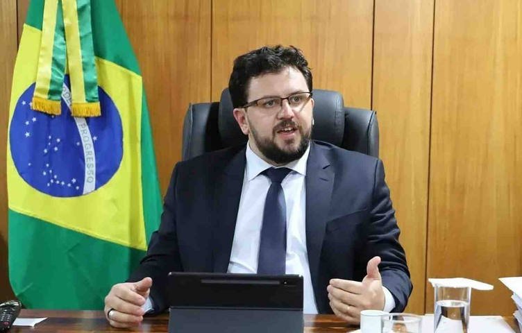 Explicações de Marcola sobre repasse de amiga de Lulinha deixam perguntas sem respostas; veja quais