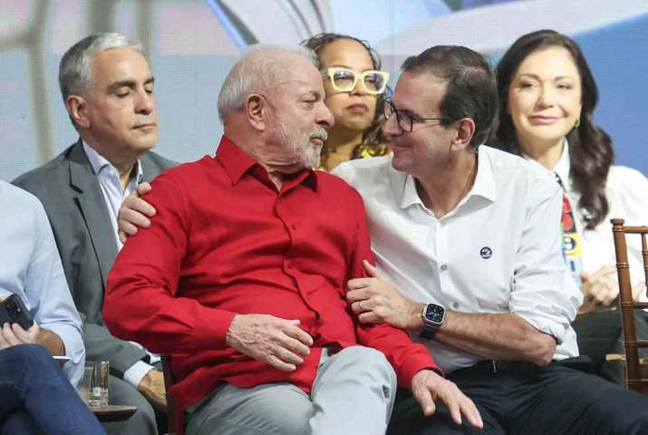 PL tenta tirar Paes do palanque de Lula no Rio