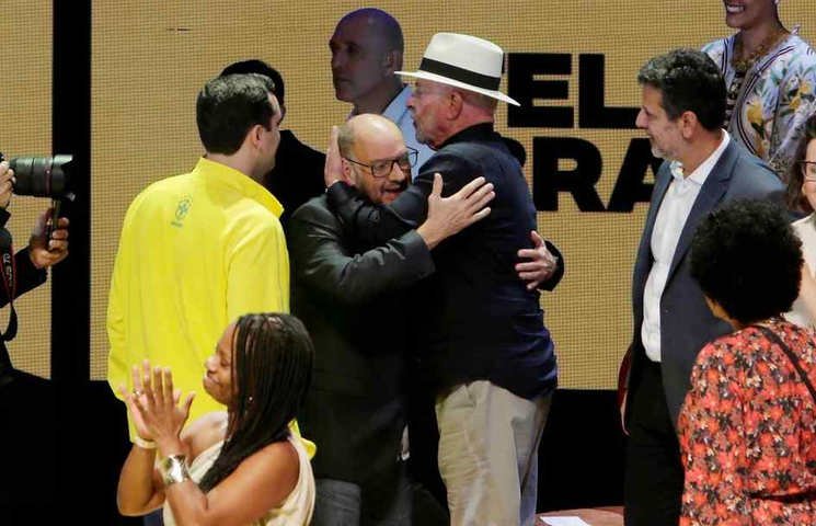 Lula elogia Couto por 'ajudar a consertar o Rio' e diz que Paes 'precisa ser eleito governador'