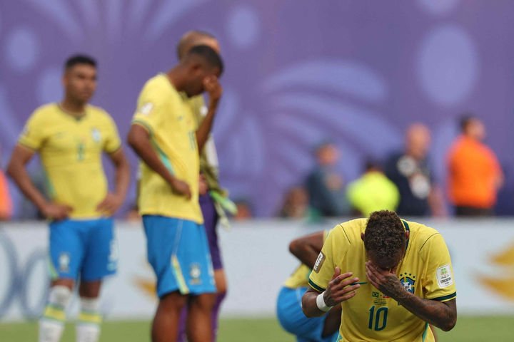 Deputado propõe lei que veta atletas que atuem fora do país de jogarem na seleção: 'Chega de estrelas que fazem o Brasil passar vergonha'