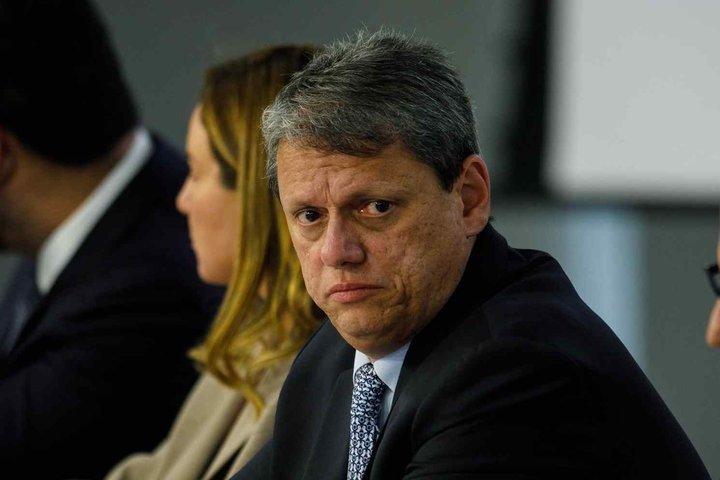 Datafolha: Gestão de Tarcísio em SP é aprovada por 45% e rejeitada por 20% dos eleitores