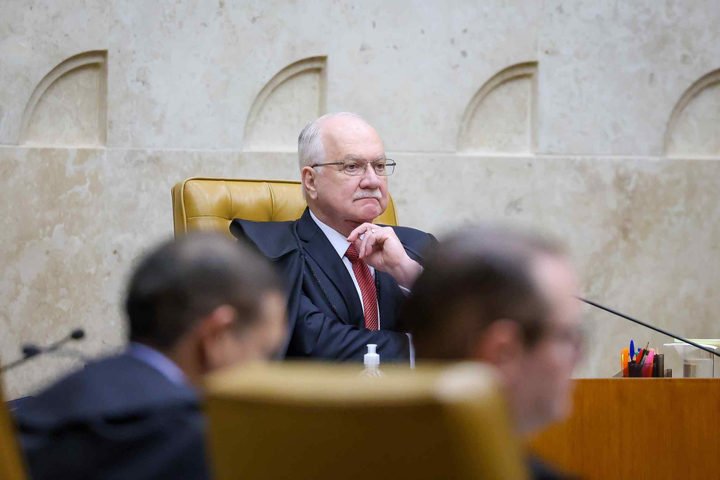 Fachin propõe reforma do Judiciário após desgaste de imagem do STF e quer fechar projeto até o final do ano