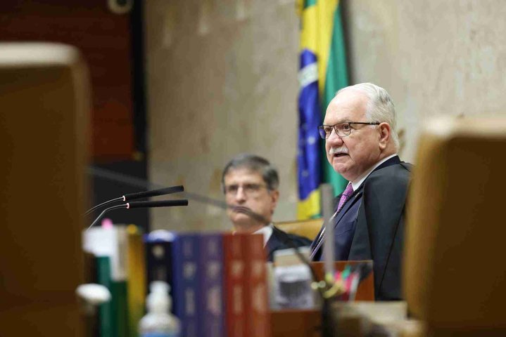 Fachin diz que STF deve conviver com contestações: ‘Fortalece a democracia’