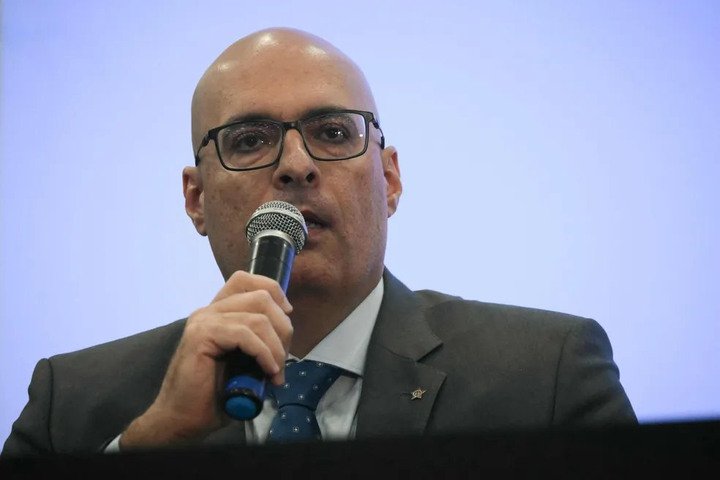 Felipe Curi, secretário de Polícia Civil — Foto: Mauro Pimentel / AFP