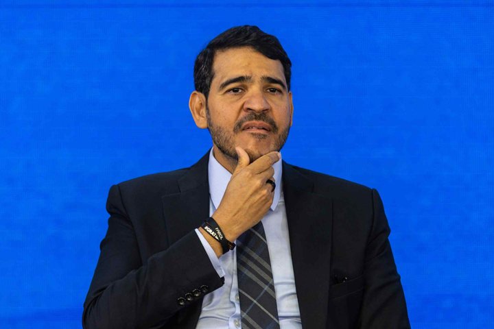 Na reta final para a sabatina, Messias tenta agenda com Alcolumbre e se reúne com cúpula da CCJ